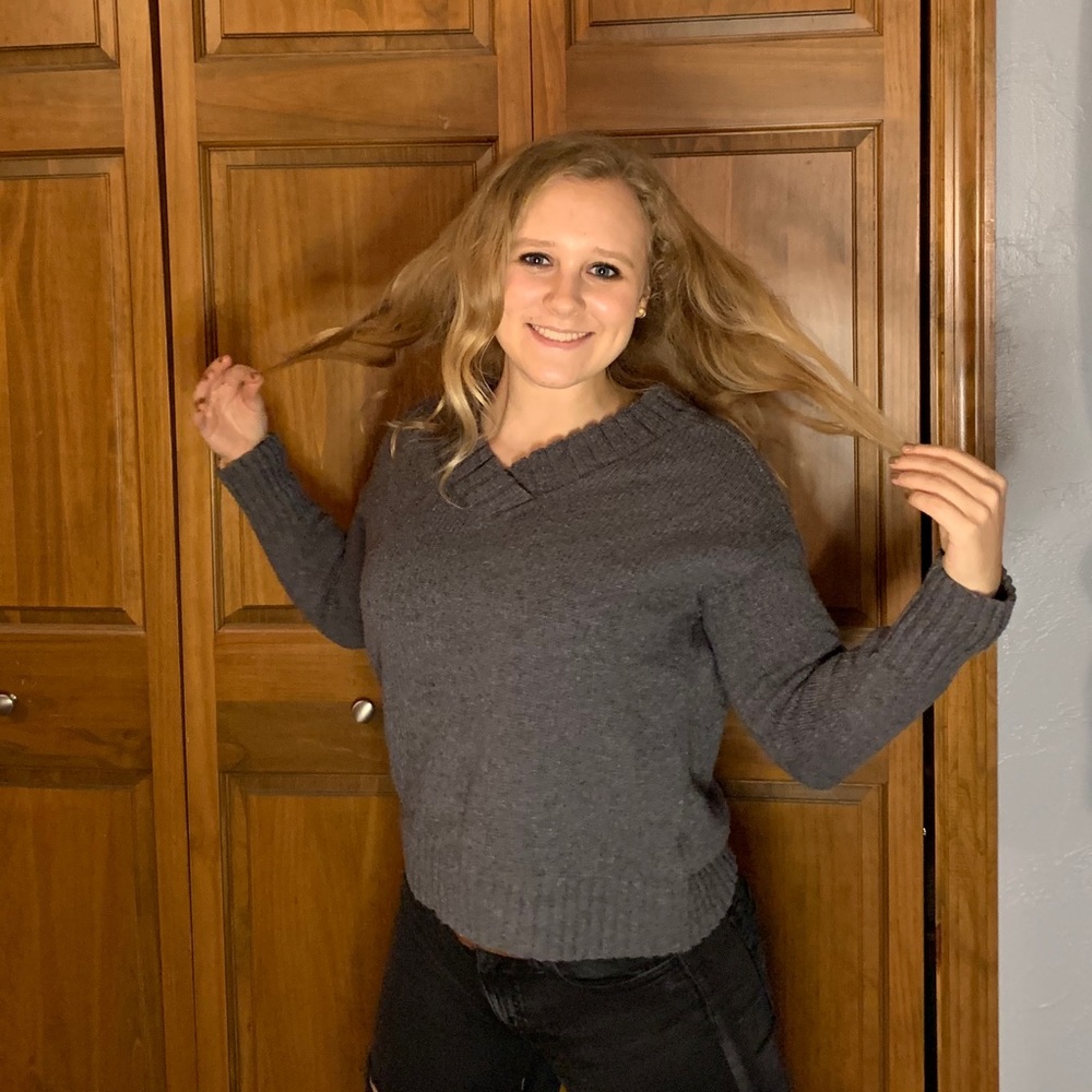 Tommy Hilfiger Gray V-Neck Sweater